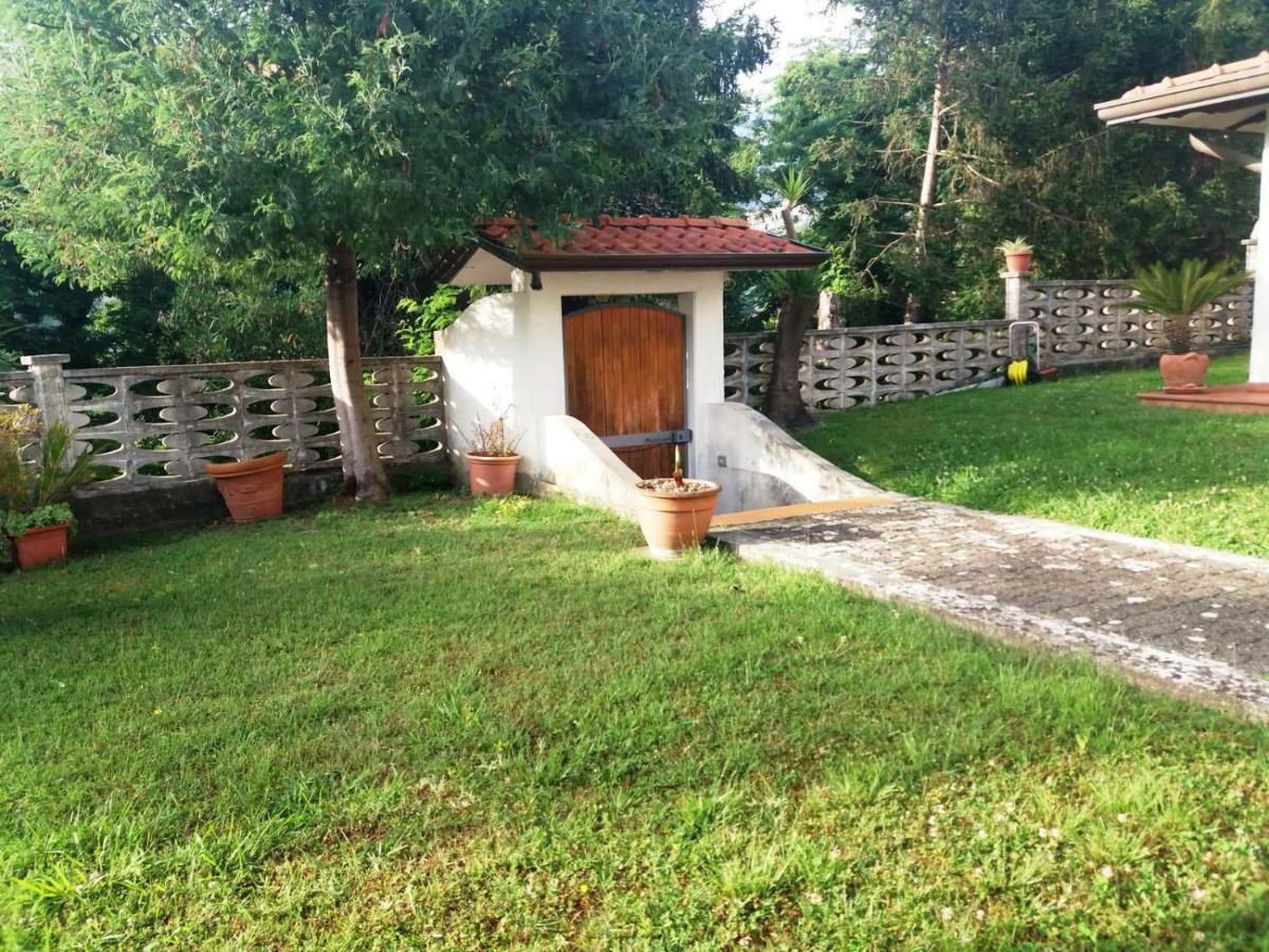Da Adria Al Corvenale - Casa Vacanze Carrara - Villa Exteriör bild