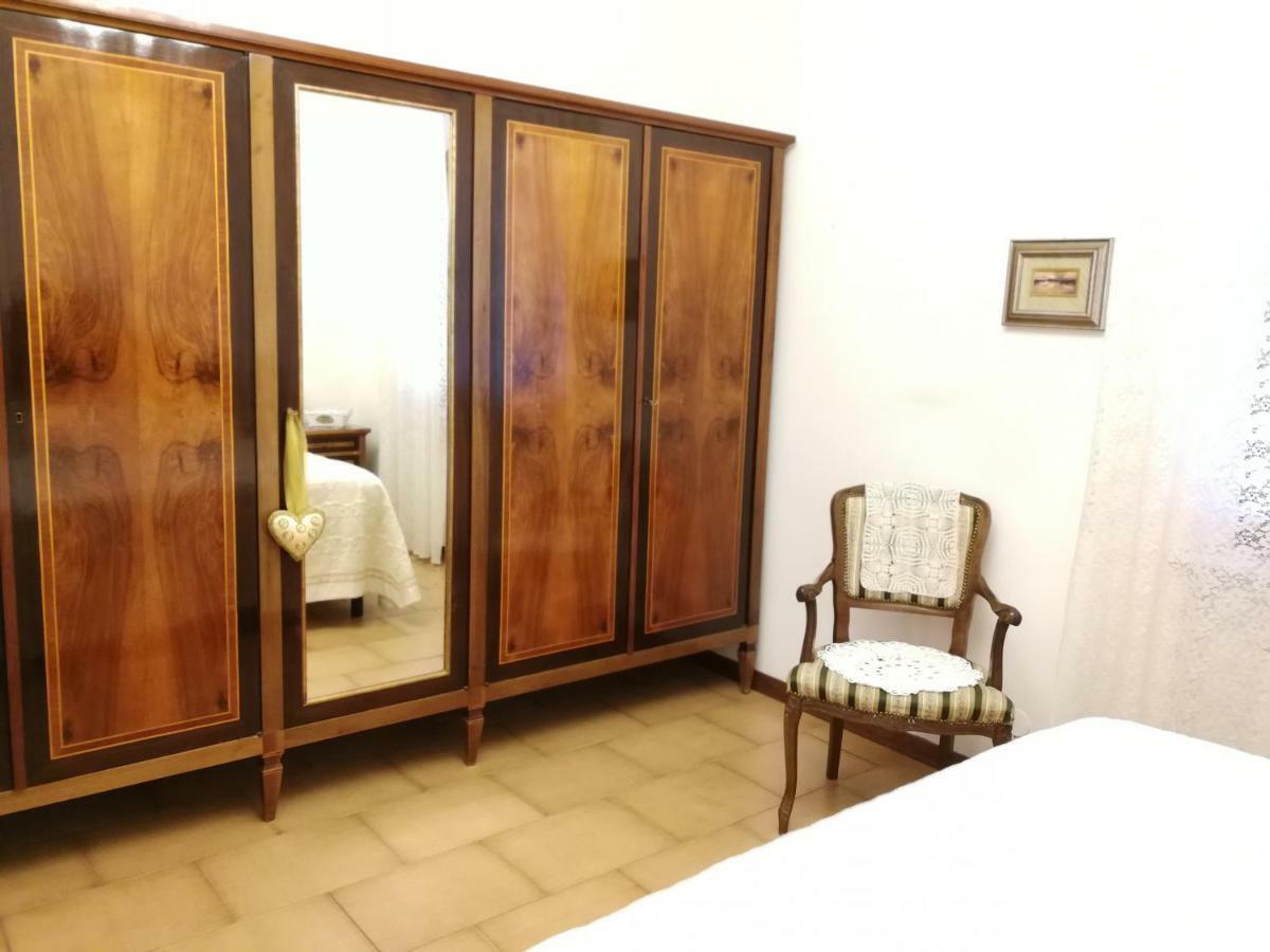Da Adria Al Corvenale - Casa Vacanze Carrara - Villa Exteriör bild