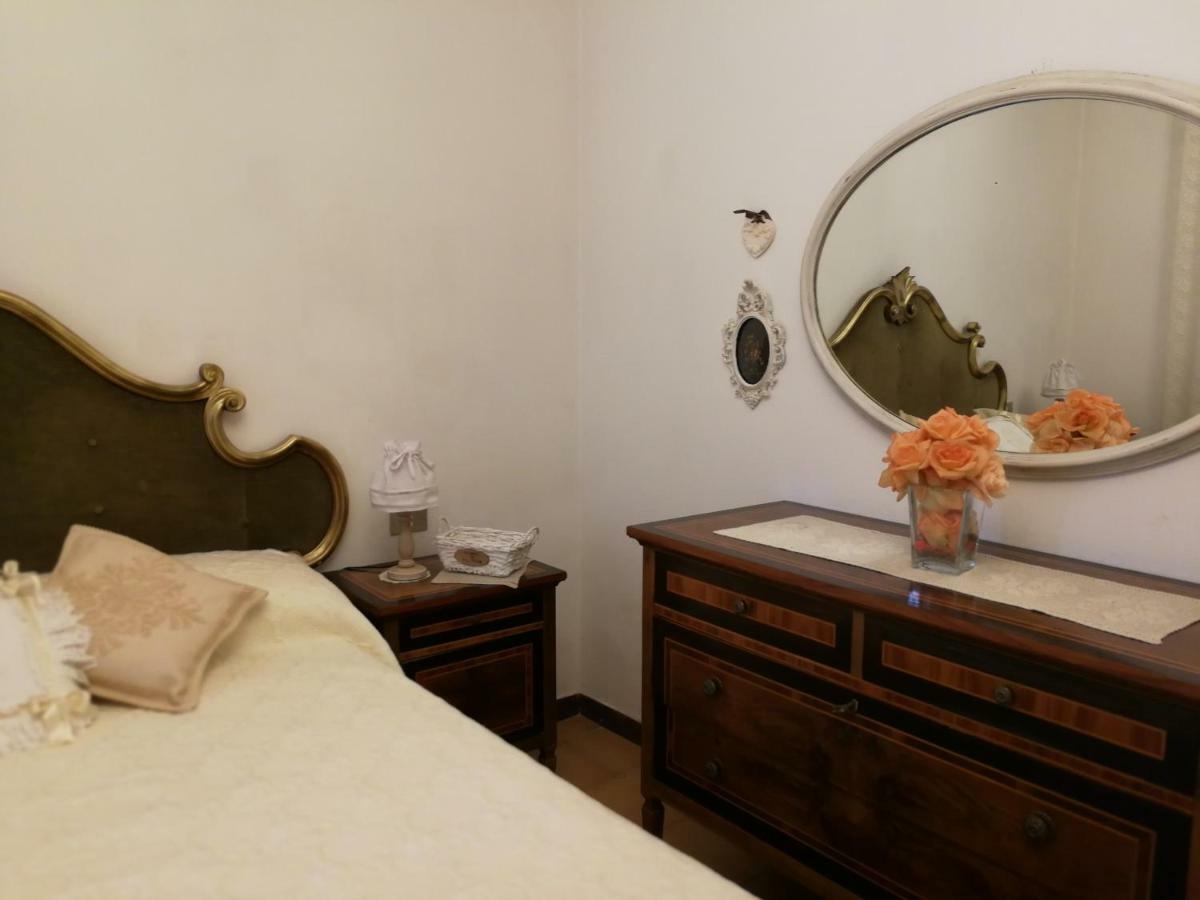 Da Adria Al Corvenale - Casa Vacanze Carrara - Villa Exteriör bild