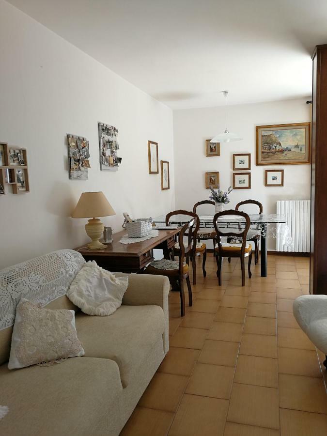 Da Adria Al Corvenale - Casa Vacanze Carrara - Villa Exteriör bild