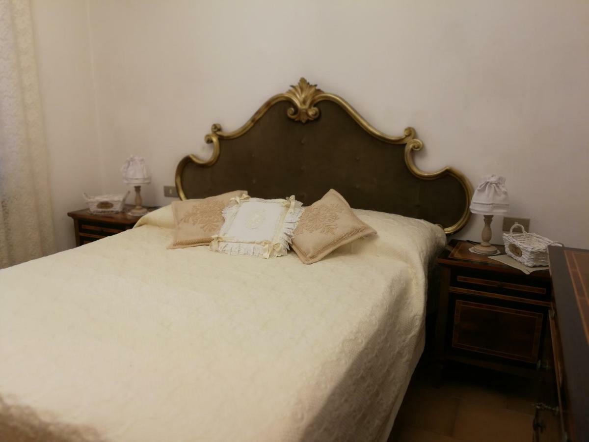 Da Adria Al Corvenale - Casa Vacanze Carrara - Villa Exteriör bild